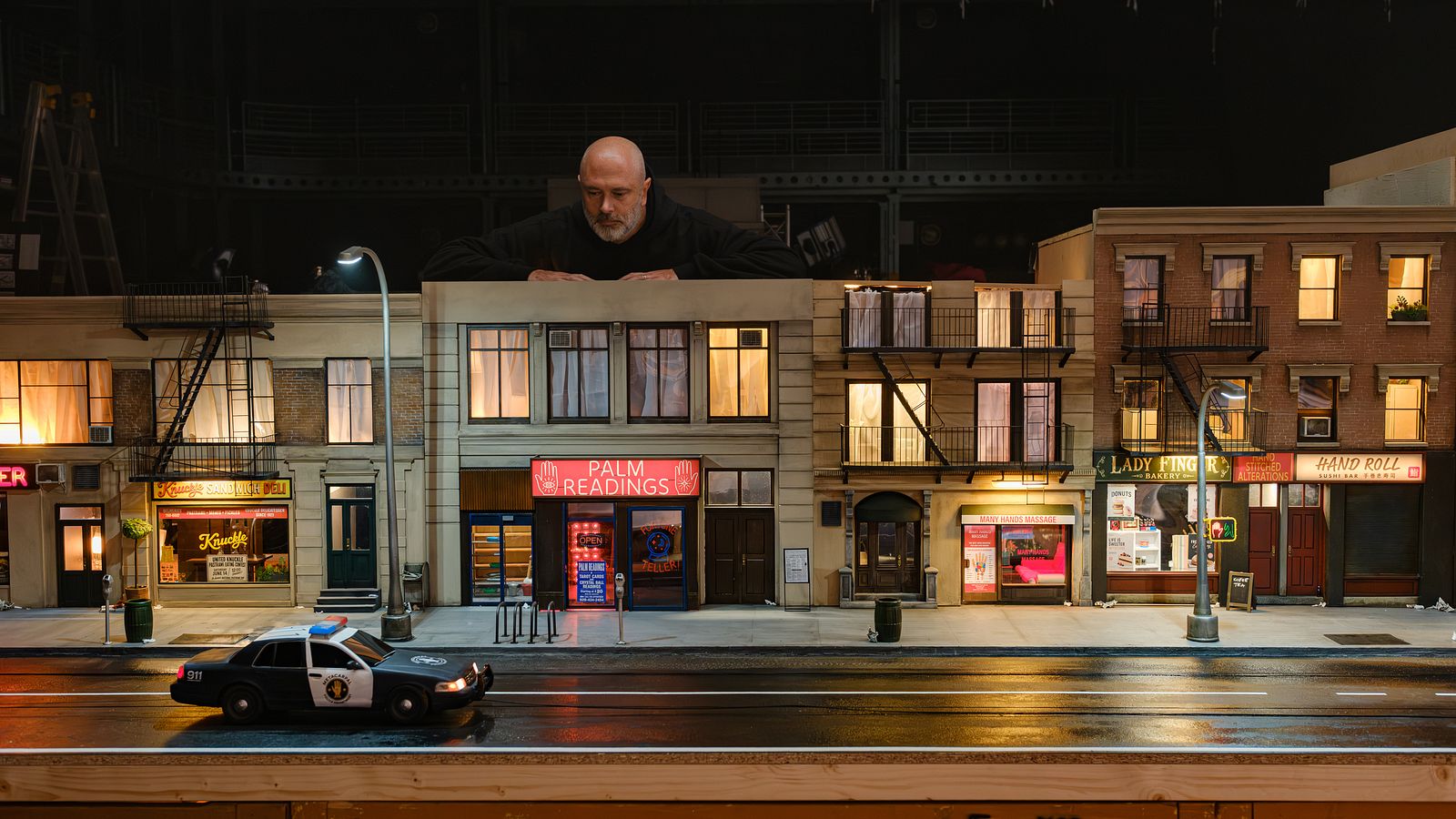 How Oura made a big impact with a miniature set