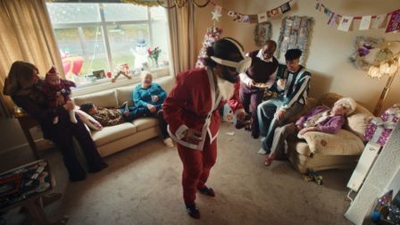 EE does the double with its first Christmas campaign