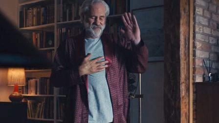 Santa does self-care for Aldi