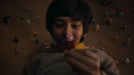 The LEGO Group's merry minifigmas