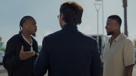 Gridiron to Green Room: Beats gets athletes acting
