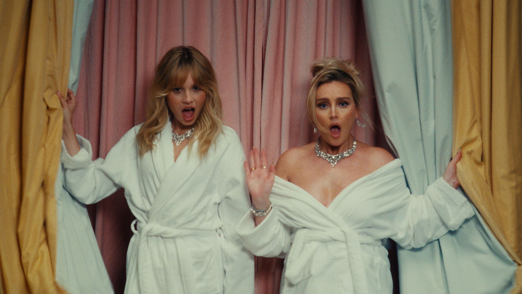 PERRIE_IHWTHW_FINAL_1080.00_01_25_04.Still018