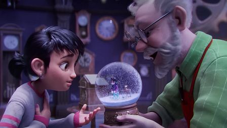 Chick-fil-A returns to Evergreen Hills for its festive film