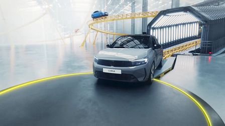 Opel Corsa fills out the checklist