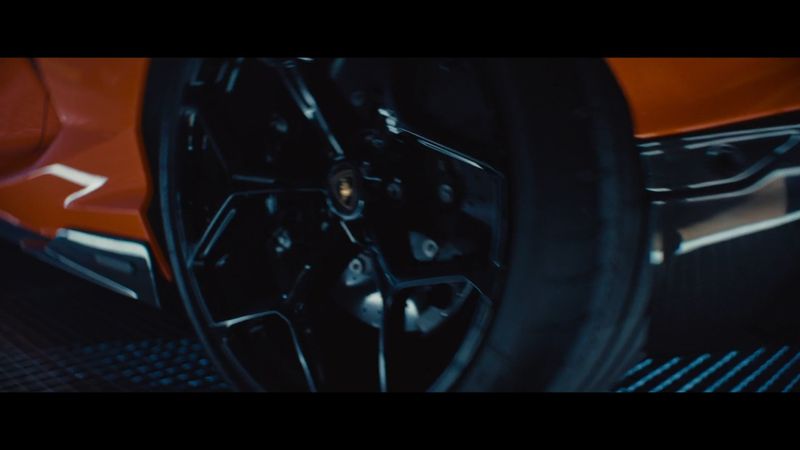 Lamborghini Revuelto
