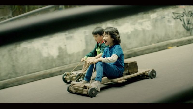 Mercedes 'Never Grow Up'