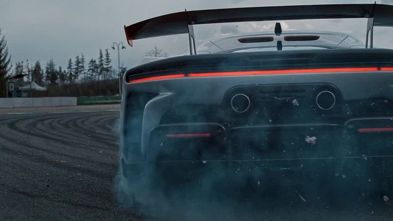 SF-90 XX Stradale (Global Launch)