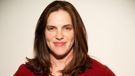 PARALLAX signs Jennifer Lame