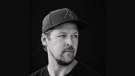 Arts & Sciences signs Andrew “Oyl” Miller