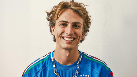 Hornet signs multimedia director Lucas Ansel