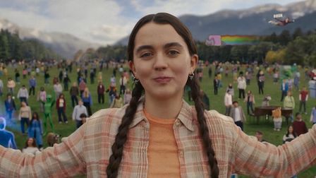 Wrigley's delivers a ​total overthink of the head