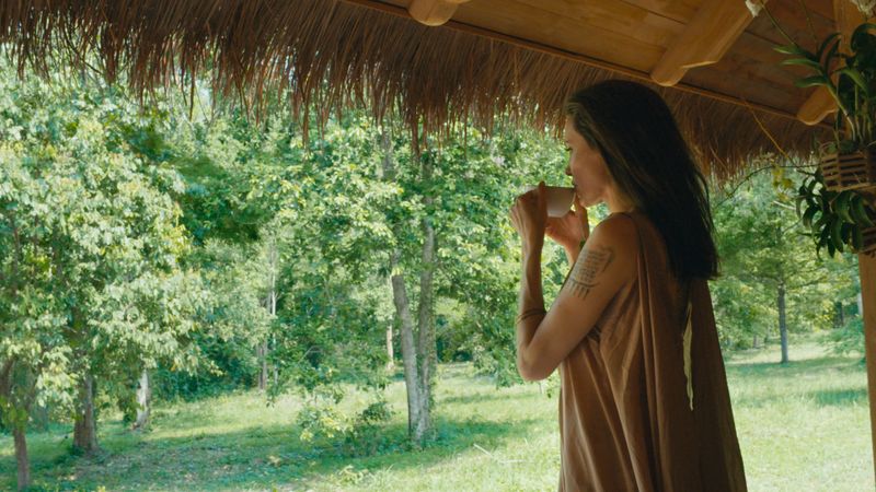 GUERLAIN - CAMBODIA OPENED MY EYES