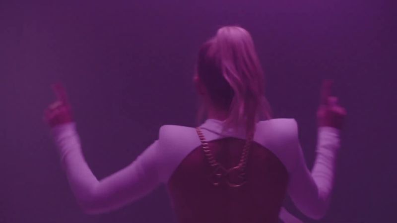 Ellie Goulding & Juice WRLD 'Hate Me'