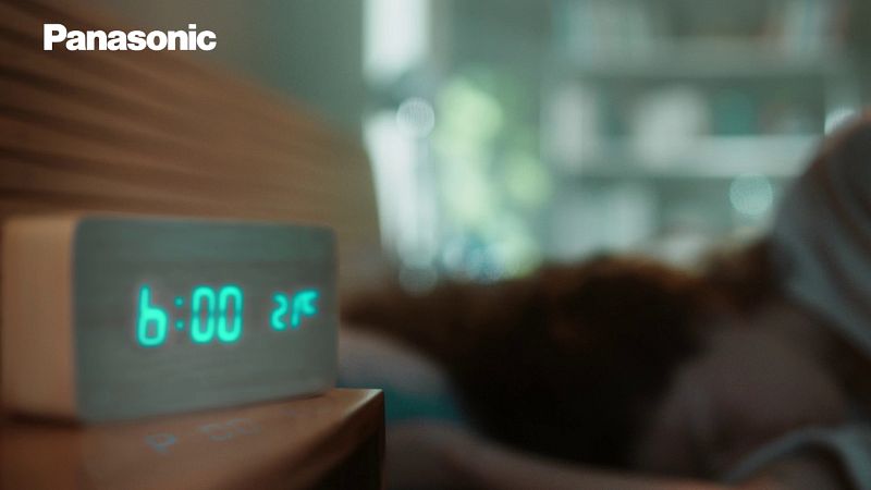 PANASONIC "Talking alone"